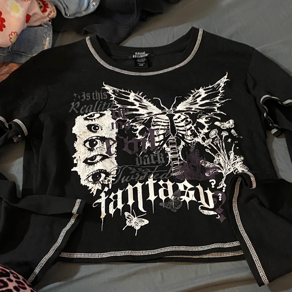 Black Graphic Long-Sleeve Tee with Butterfly & Fantasy Print